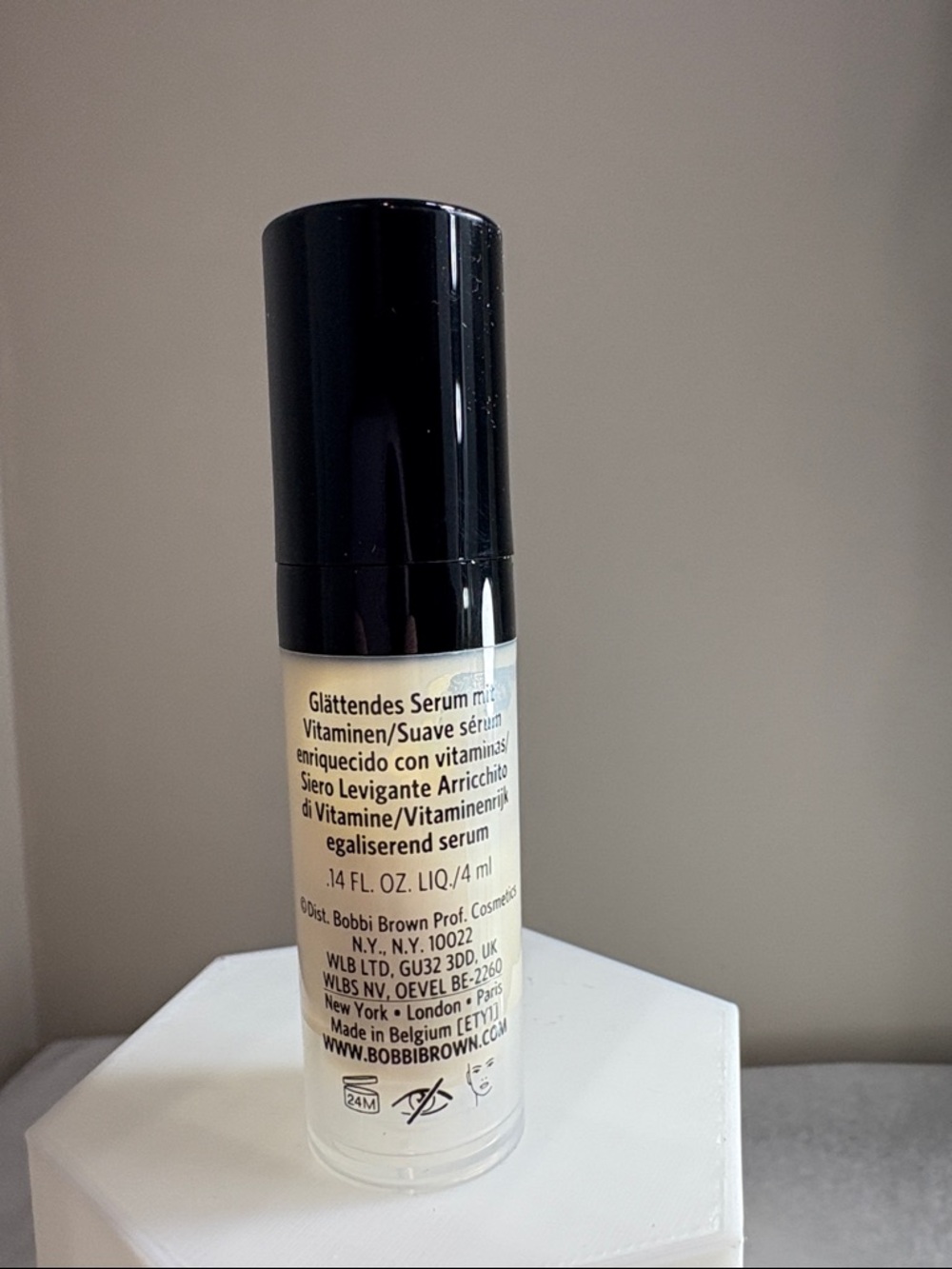 Bobbi Brown, Vitamin Enriched Smoothing Serum Niacinamide Vitamin C BNIB - Picture 2 of 6